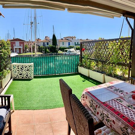 Appartement Rue De L'Amarrage A Port Grimaud Avec Terrasse Vue Canaux Et Garage 외부 사진